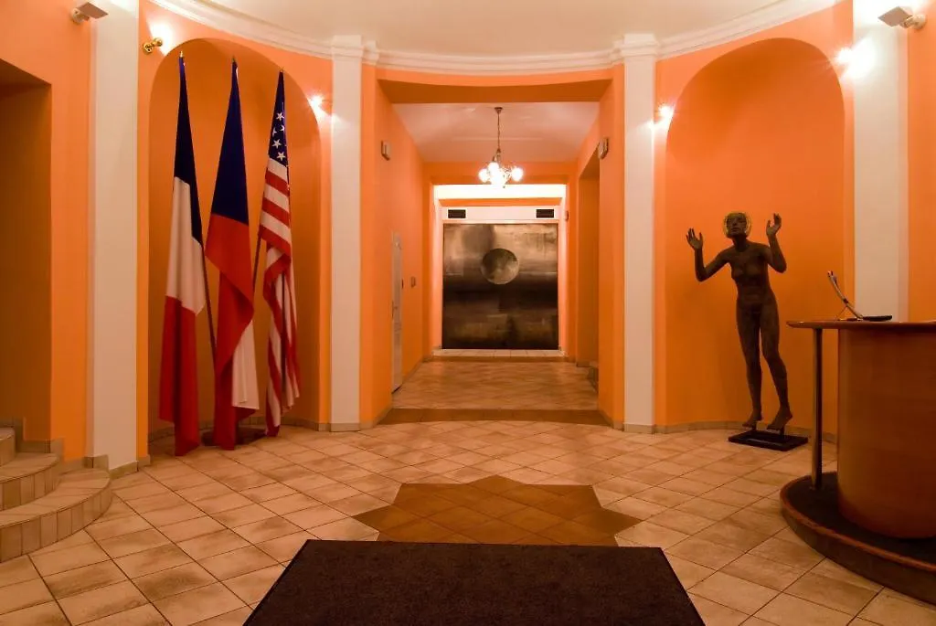 Wellness & Treatment Hotel Ghc Prague