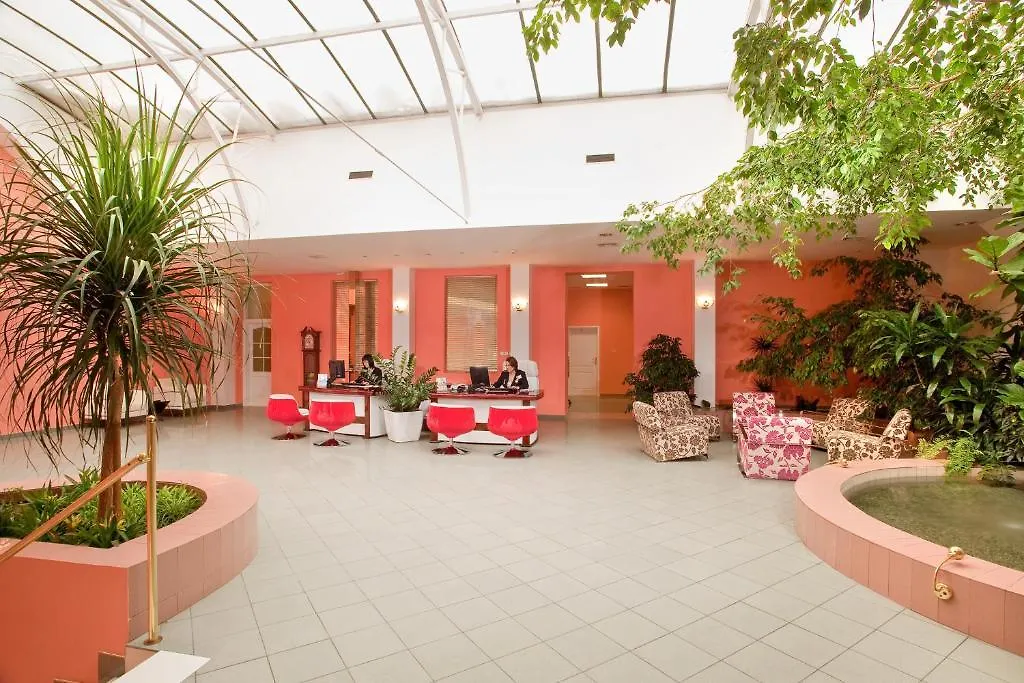 Wellness & Treatment Hotel Ghc Prague