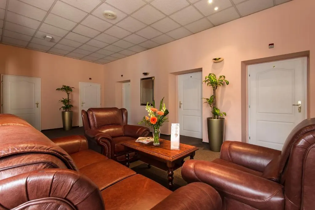 Wellness & Treatment Hotel Ghc Prague